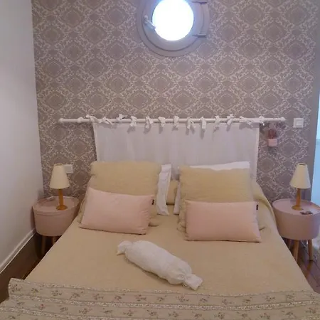 Holiday home Les Fougeres